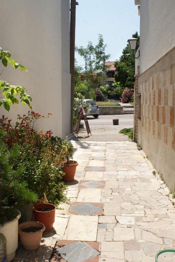 Hotel Agni -Enoikiazomena Diamerizmata Kallithea  Exterior photo